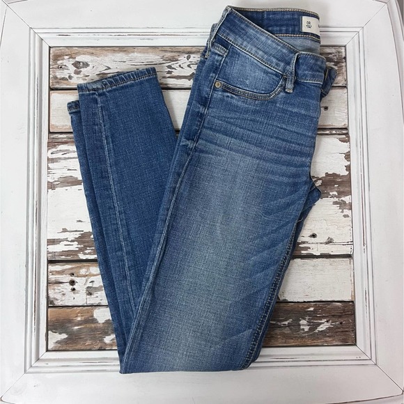 Abercrombie and Fitch 25/29 jeans. Girls women’s #312 - Picture 7 of 9